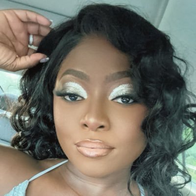 as_shaywouldsay's profile picture. | Honored with a crown 👑 | I can’t come & kill myself 🤗 | Mark 11: 24 ✨