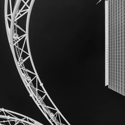 Amerizaren's profile picture. Arquitecto. Aficionado a la política, al arte diferente, a la literatura de fantasía y al origami. Maniático de los detalles en mis trabajos.