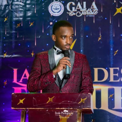 TobiaCroft's profile picture. Juriste en puissance | FC Barcelone💙❤️ | Entrepreneur | Penseur  |  Président en exercice de la Conférence des délégués de la Faculté de Droit de l’UCAO