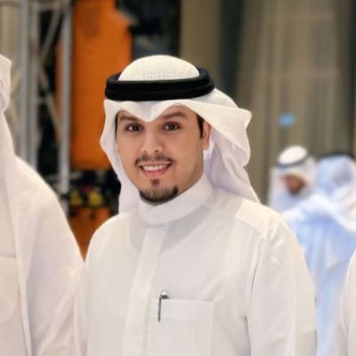 #وزارة العدل🇰🇼 حاصل على بكالوريوس قانون من كلية القانون الكويتية العالمية عضو في جمعية النزاهة الوطنية الكويتية