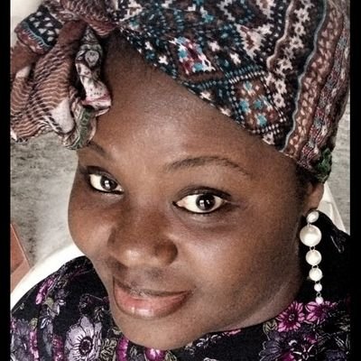 MissBee_8's profile picture. do unto others what you want THE UNIVERSE TO DO TO YOU💥💫💯