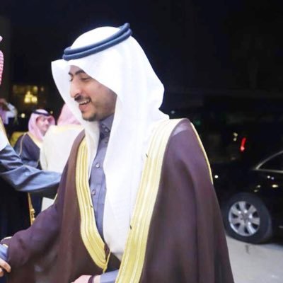 اعلامي اقتصادي، ومختص في تنمية واستدامة الكيانات الغير ربحية