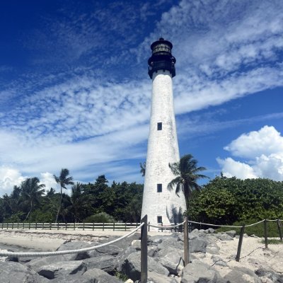 Presented by Wendy Lichtenthal, PhD | Founding Director, Center for the Advancement of Bereavement Care @SylvesterCancer @UMiamiHealth | tweets=my own
