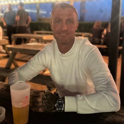 JulianCurnow's profile picture. 