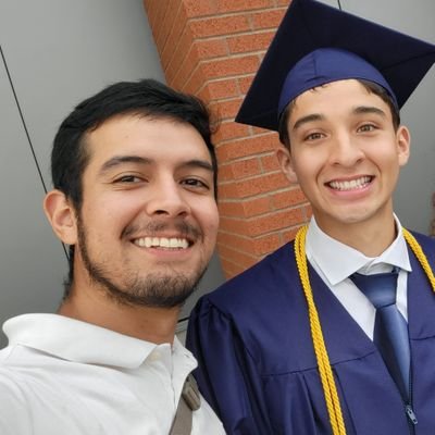 cesar_hinojoza's profile picture. life is hard, its harder if youre stupid