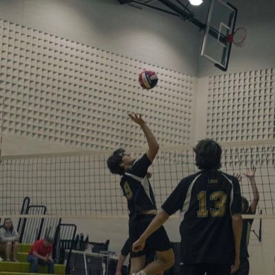 colenenninger09's profile picture. FZE 27 | 🥁🏀🏐 | 6’3 200 | cnenninger09@gmail.com
