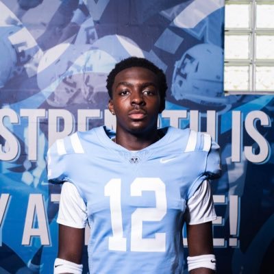 Luke 6:36 •Elsik High School•Class of 2025 • WR/DB •6’0• 170lbs Jaelenbazile@gmail.com. #281-995-4244