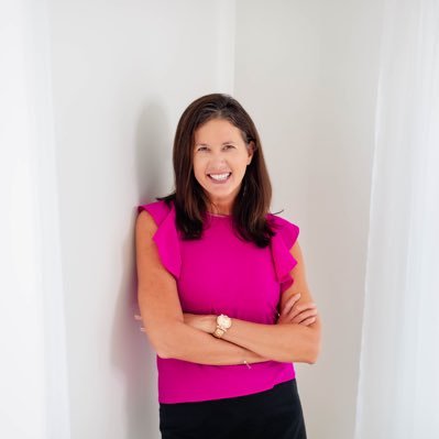 National literacy consultant/author. Helps schools achieve literacy success by helping teachers love teaching reading. Created #TackleReading with the NFL.