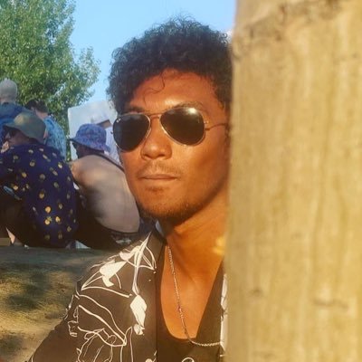 I love the sun, I love the moon too. Civil Engineer-In-Training 🏙