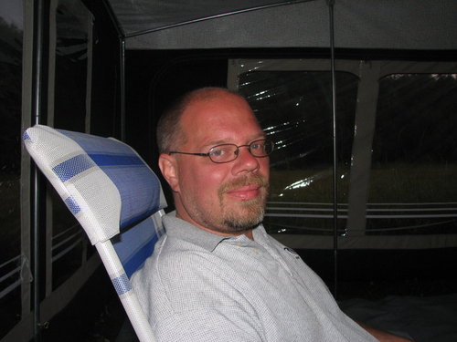 I´m a SQL DBA who like to cook food and spend time with my daughter and friends. the meaning of life is to have a good life.