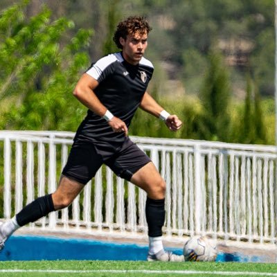 MatthewThorn25's profile picture. 