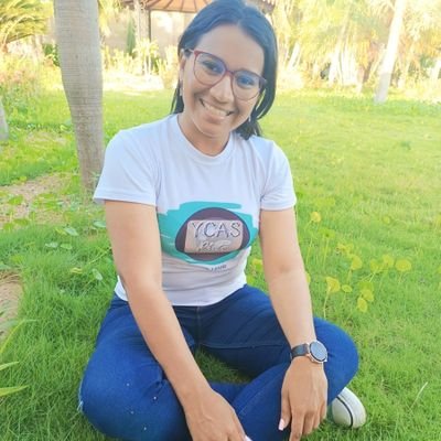 YeliArcaya11's profile picture. Hija del Rey de Reyes😇
Familia♡
Lic. en Producción de Medios de Comunicación📸📹📺📻
🇻🇪