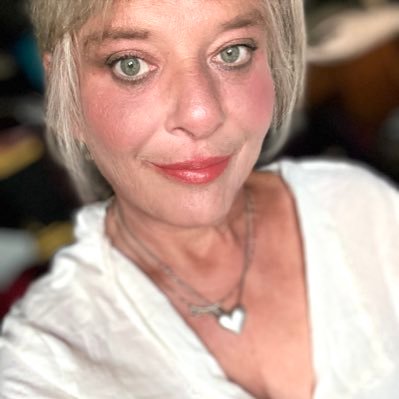 Spin decoder & handler. Latvian Jewish American. Support causes of children and elderly in Ukraine. Follow AI, tech, foreign affairs,fin markets, Econ.