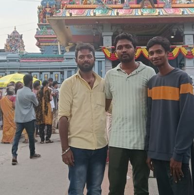 sundars25013671's profile picture. 