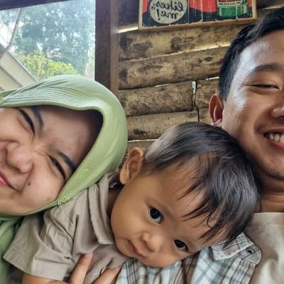 aufalmaromdotid's profile picture. crafting web dev.
