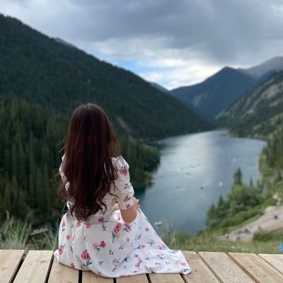 posting earth and landscape pictures daily🌲🌱🌴🌿🪴🌹💐🪺🏞️🏝️🌈🌧️🌌🌍