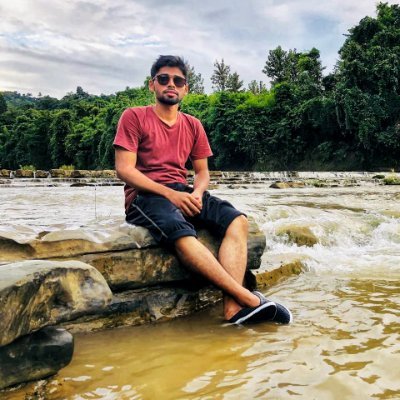 Abdullahtnvr's profile picture. Waiting for next