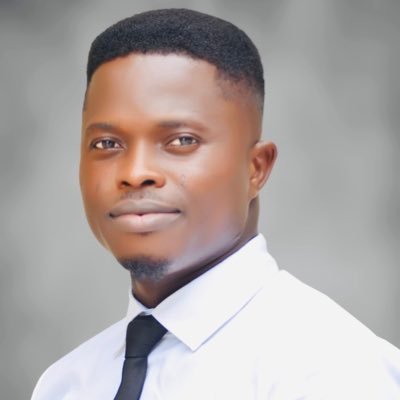Real Estate Consultant, A biochemist, optimistic, friendly and I'd love to connect with like minds