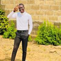 Living (@oluboylive) 's Twitter Profile