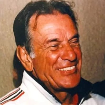 🇧🇷 Brasileiro, Paulistano, Pai da Ana Lu. Aqui só se fala de @SaoPauloFC 🇾🇪 Tricolor SDV 🇾🇪