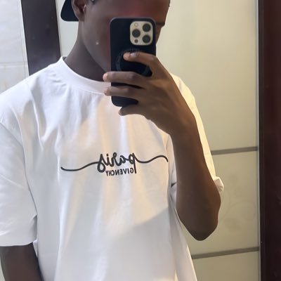 IgwejiE's profile picture. 