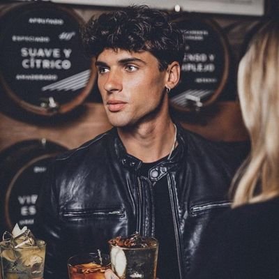 28𝚝𝚑 𝚈𝚎𝚊𝚛𝚜 | 𝙴𝚡 𝚂𝚕𝚢𝚝𝚑𝚎𝚛𝚒𝚗
𝚂𝚒 𝚎𝚗𝚝𝚛𝚊𝚜𝚎𝚜 𝚊 𝚖𝚒 𝚖𝚎𝚗𝚝𝚎, 𝚝𝚎𝚗𝚍𝚛𝚒𝚊𝚜 𝚙𝚎𝚜𝚊𝚍𝚒𝚕𝚕𝚊𝚜.
𝚆𝚛𝚒𝚝𝚝𝚎𝚗 𝚋𝚢: 𝘊𝘶𝘦𝘳𝘷o𓅂