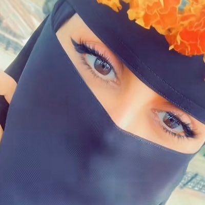عامل الناس بأخلاقك لانها أغلى من أن تتنازل عنها أمام شخص بلا أخلاق. 🚫الخاص مغلق