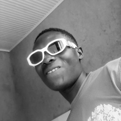 OlivierIsh80614's profile picture. 