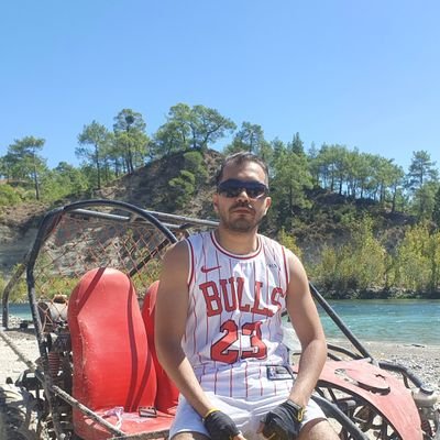 ahmedmuu's profile picture. so much short man energy