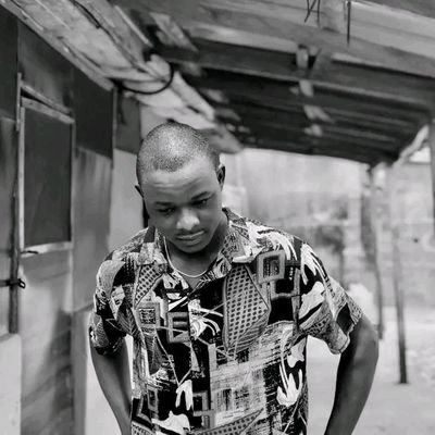 I am very lovely and fun to be with louisdaniel4040