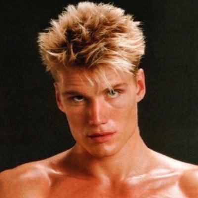 BenBen_4U's profile picture. https://t.co/aj0wbgrS2L        
                                                                I Love Everybody