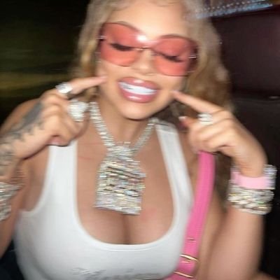 bestbaddies4k's profile picture. Girls | Memes & Entertainment
DM for credit/removal