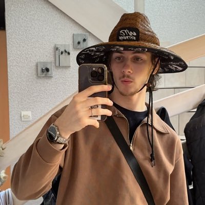 nat_on_earth's profile picture. 💻 Dev | Computer Science Engineer student •