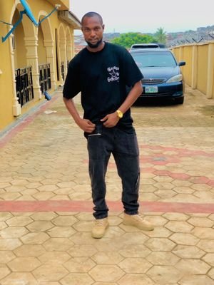 AneruAlex's profile picture. Digital Marketing | Public Relations | @ManUtd lover