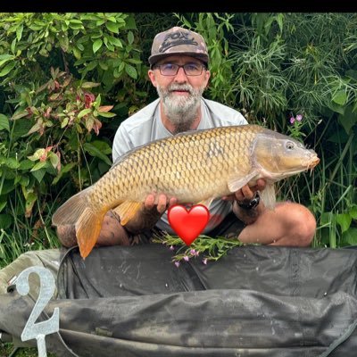 dad too 3 amazing children, I'll die on my feet before I fall to my knees! learning to fish and love it 🎣 I wasn't built to break!