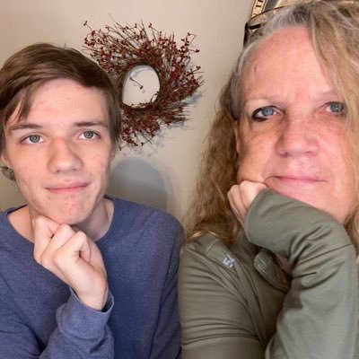 @AwesomismMom