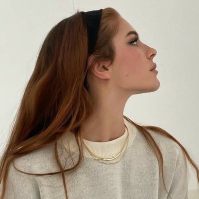 lovsmanon's profile picture. — this user is made of books’ pages