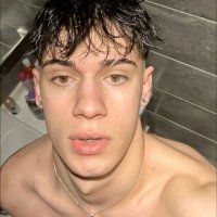 Henry NovinhoGay (@henrynovinhogay) Twitter profile photo