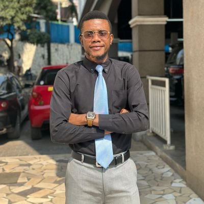 Gradué en Français et langues africaines, Brevet d formation en informatique, Brevet d formation en communication, communicateur de l'AFDC/KC et du Gouvernorat.