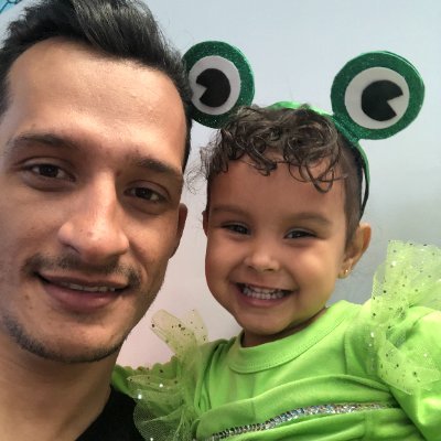 PmfunL's profile picture. 