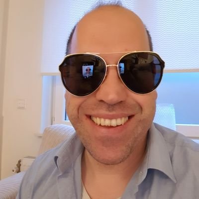jeroenvandockum's profile picture. Physicist, philosopher, mathematician, teacher.

Científico, filósofo, matemático, profesor

🦜