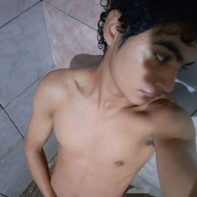 ig:dannybarahona6     https://t.co/by2rgyYPcO