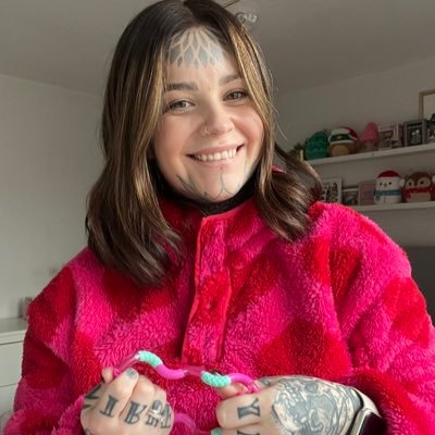 ChloeMenzies13's profile picture. FREE PALESTINE 🇵🇸