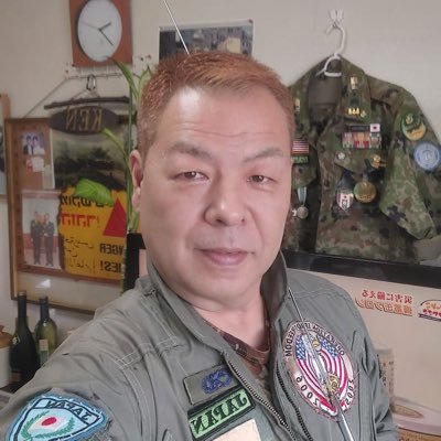 人生は一度きり
だから、最高の人生を送れるよう最善を尽くしましょう
他人のために奉仕し、犠牲を払うことを学びましょう