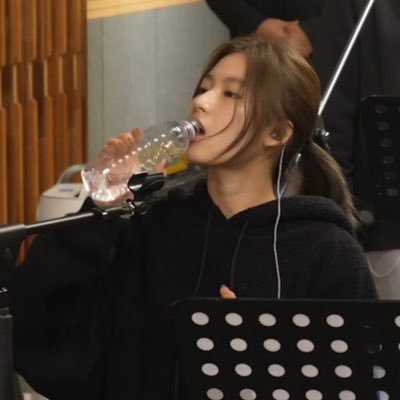 mosahitozaki's profile picture. 