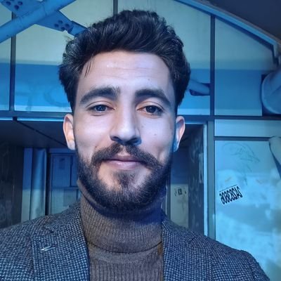 مهما قدّمت للذّئب من طعام فإنّه يظلّ يحنّ إلى الغابة!