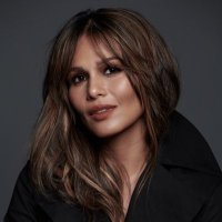 Izadora Calzado (@missizacalzado) Twitter profile photo