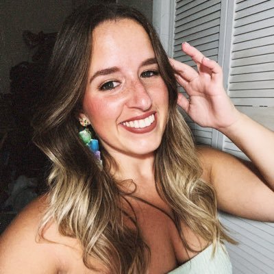 miachristinaa's profile picture. #AJ | FIU alum | UAGM ‘28