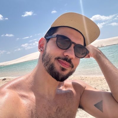 silvinhonit's profile picture. Das areias de Icaraí para o mundo