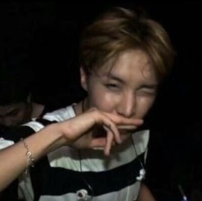 suyeonjnshi_'s profile picture. ONLY ARMY
BTS PAVED THE WAY